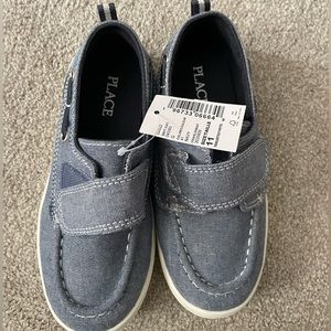 Toddler boys, size 11 boat sneakers